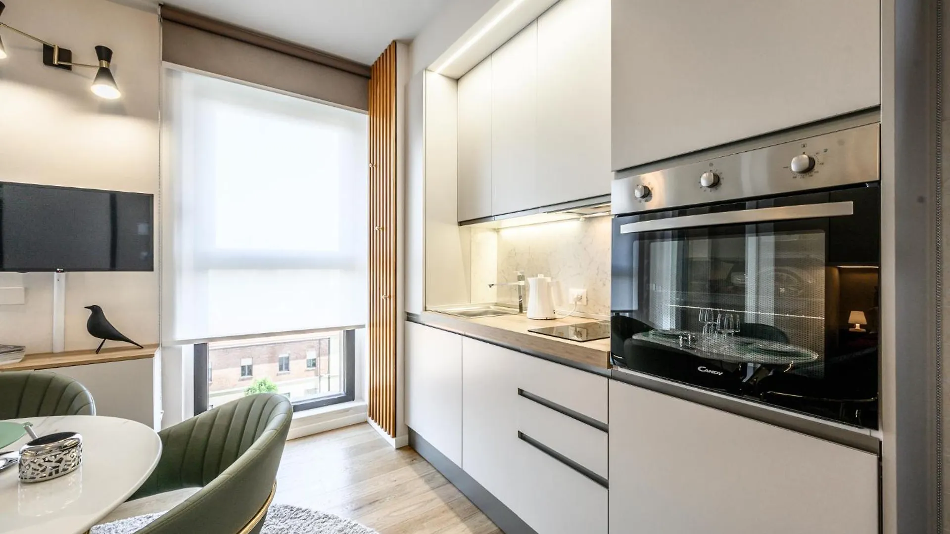 Tiny House Tower Apartment Fidenza 0*,